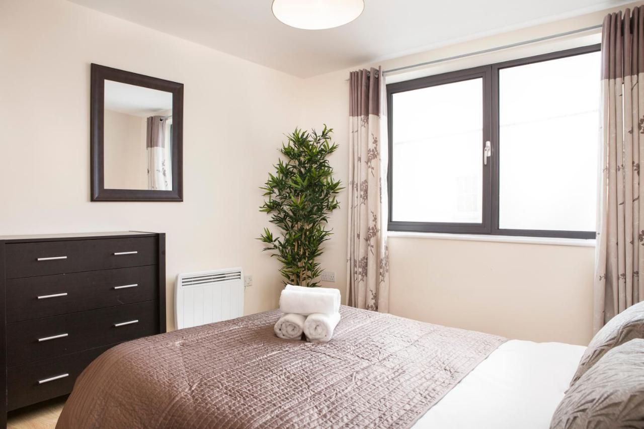 Millennium Plaza By Swa Apartman Cheltenham Kültér fotó